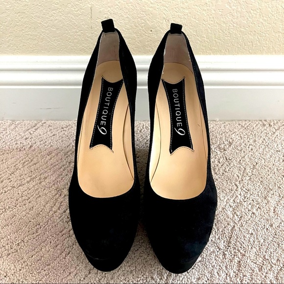 Boutique 9 Suede Wedge - Picture 5 of 10